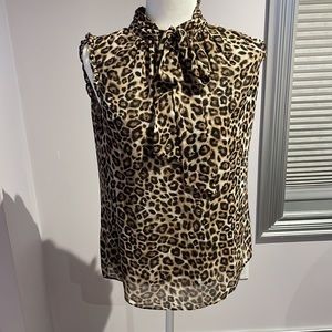 White House, Black market leopard shirt